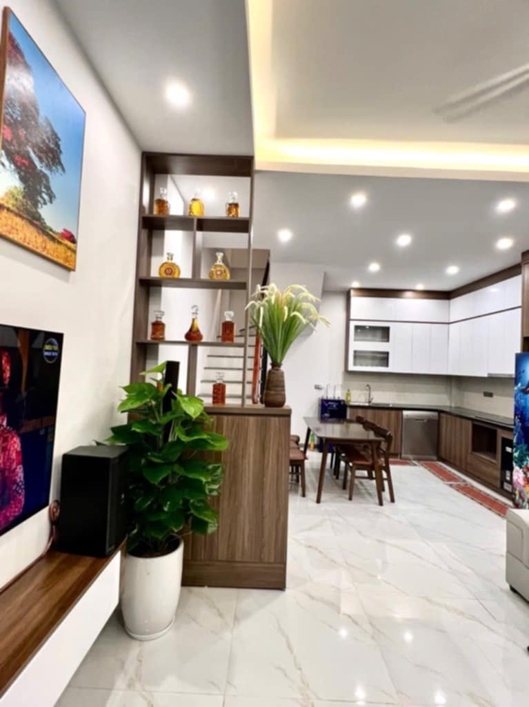 Bán nhà mặt phố Bùi huy Bích Hoàng Mai 40m2 kinh doanh đỉnh 12 t.ỷ - Ảnh chính